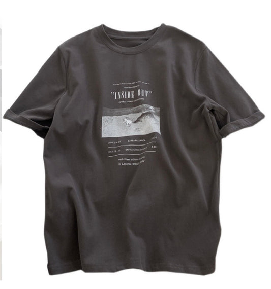 Tシャツ　トップス